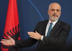 Michel souligne la « volonté politique de relancer » le processus d’élargissement avec les Balkans