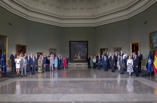 Une photo de famille avant que Las Meninas n&rsquo;immortalise le premier sommet euro-atlantique