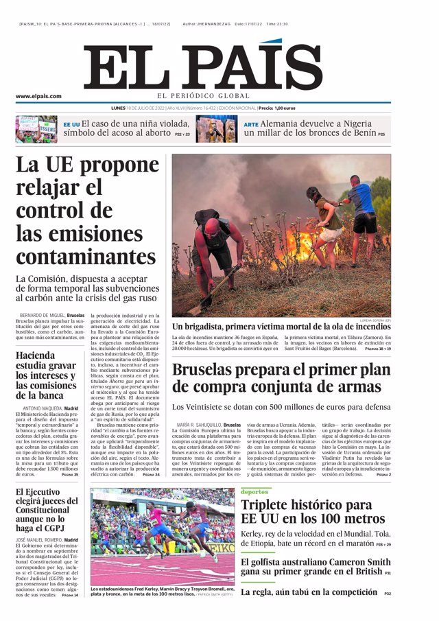 Premières pages des journaux arrivés ce soir dans notre salle de rédaction