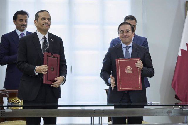 Albares s&rsquo;entretient avec son homologue qatari pour discuter des relations bilatérales et appelle à ce que la Coupe du monde soit un pont entre les cultures