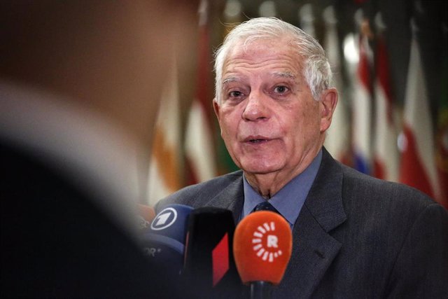 Borrell suppose que l’Allemagne n’empêchera pas les autres pays de l’UE d’envoyer des chars en Ukraine