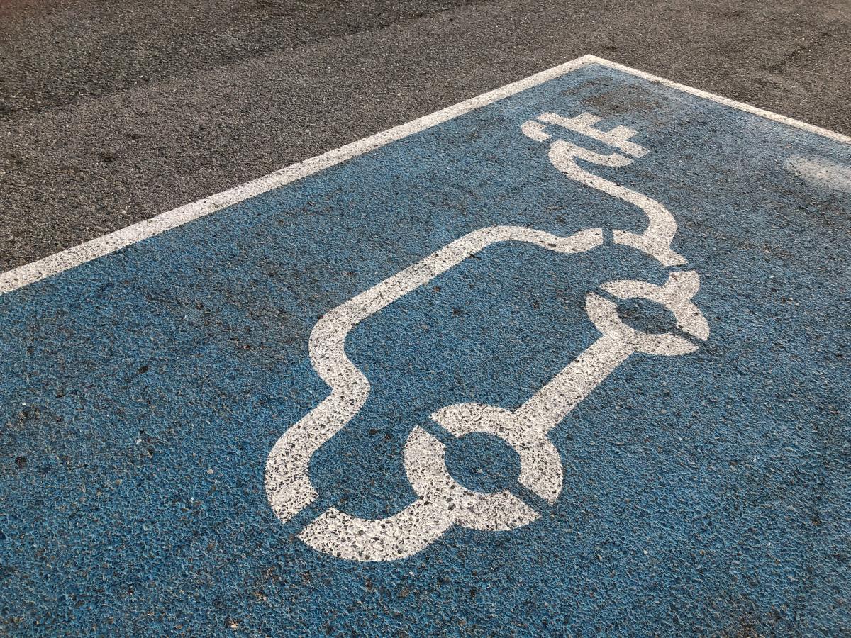 3 PDG expliquent comment une approche holistique de la mobilité et de l’électricité peut atteindre le zéro net plus rapidement