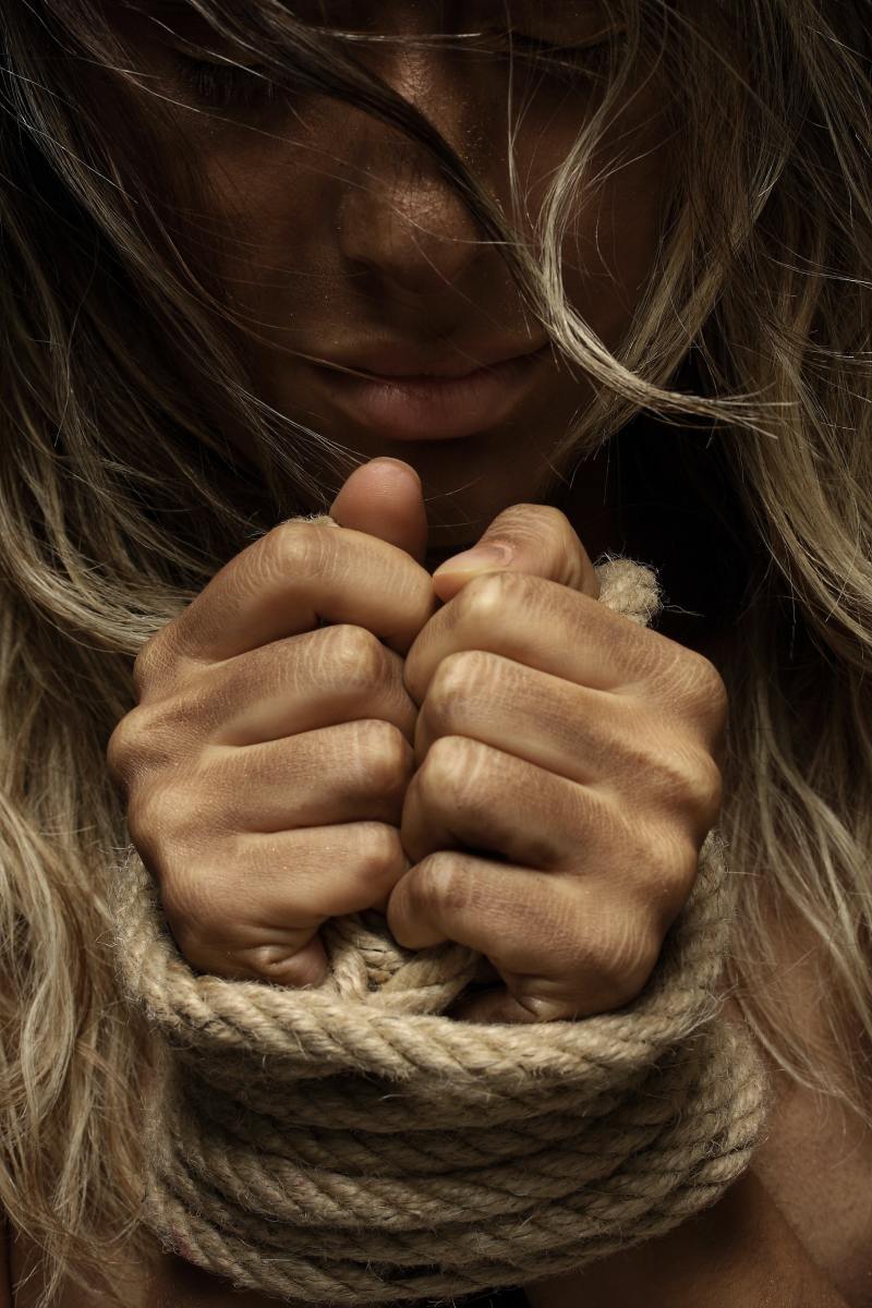 Journée internationale de tolérance zéro pour les mutilations génitales féminines : la Commission appelle à mettre fin à ce crime, qui viole les droits de l’homme