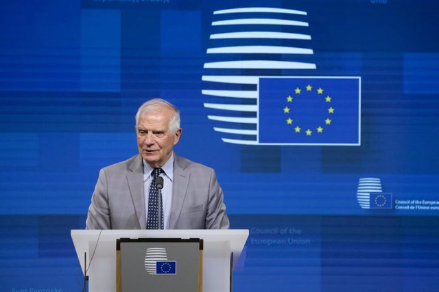 Borrell se félicite du fait que l’Espagne porte à dix le nombre de chars « Leopard » pour l’Ukraine, mais revendique la « rapidité » des expéditions