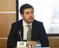 L’eurodéputé socialiste Jonás Fernández rappelle à Canga (PP) que les fonctionnaires ne peuvent pas effectuer de fuites