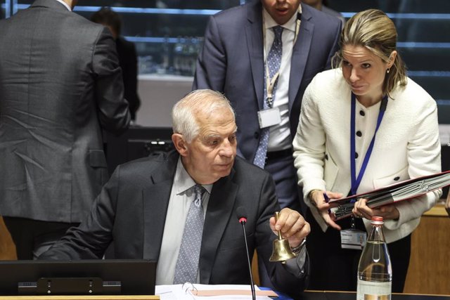 Borrell confirme un millier de missiles livrés à l&rsquo;Ukraine mais reconnaît que l&rsquo;UE est loin des cibles de munitions