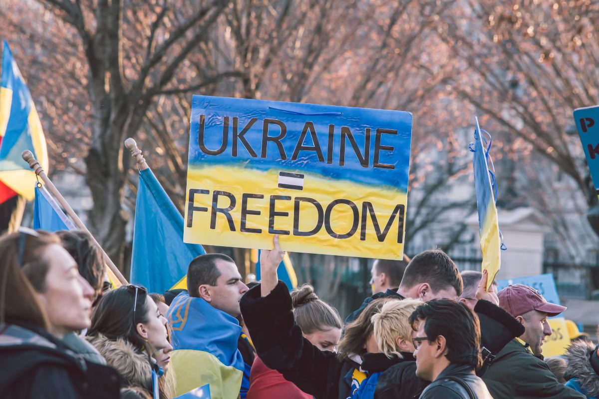 Aides d&rsquo;État: la Commission autorise un régime suédois de 2,6 milliards d&rsquo;euros pour soutenir les entreprises dans le contexte de la guerre de la Russie contre l&rsquo;Ukraine