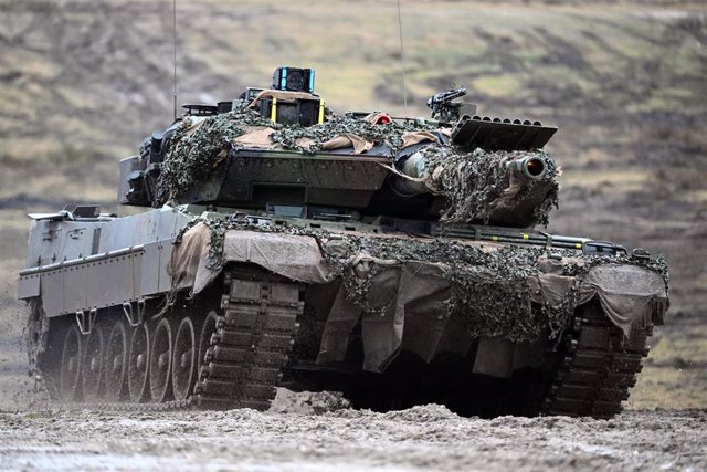 Bruxelles propose 500 millions à l&rsquo;industrie européenne de défense pour produire en mode économie de guerre