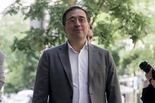 Albares défend que l’Espagne a besoin d’un leadership « européen et progressiste » comme celui de Pedro Sánchez