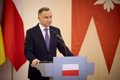 Le président polonais propose des modifications à la loi contre l&rsquo;influence russe après les critiques