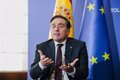 Albares ne croit pas qu’une grande coalition soit réalisable en Espagne car le PP « n’est pas la droite de la CDU de Merkel »