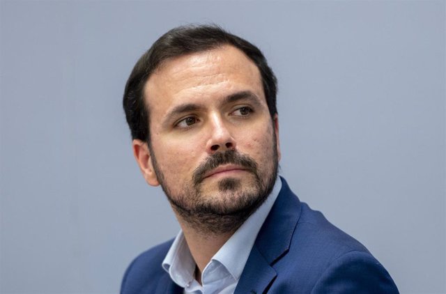 IU demande à Albares de prendre position au sein de l’UE pour condamner les attaques israéliennes et garantir l’aide humanitaire