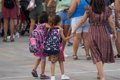 Le Conseil est confiant dans le début des activités parascolaires à la fin de la semaine prochaine et regrette le retard.