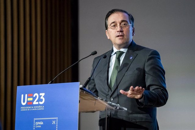 Albares convoque l’ambassadeur d’Israël en Espagne pour lui expliquer « inacceptable » accusations contre Sánchez