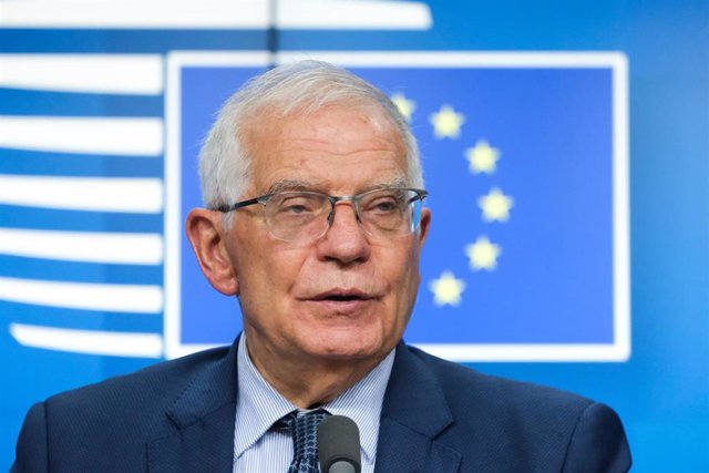 Borrell demande à l’industrie militaire européenne de donner la priorité à l’Ukraine dans les contrats de munitions