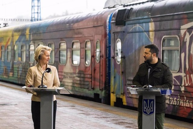 Von der Leyen déclare à Kiev « impressionné » pour les « excellent » Les progrès des réformes en Ukraine