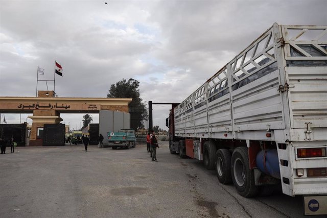Les quatre tonnes de matériel médical données par l’Espagne arrivent en Egypte pour aider les hôpitaux qui soignent les habitants de Gaza