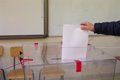 Près de la moitié de la population mondiale est appelée à voter en 2024, avec des événements majeurs comme aux États-Unis ou en Inde.