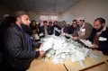 L’UE condamne les violences lors des élections au Pakistan et demande une enquête sur les irrégularités