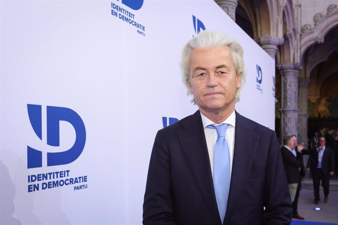 Wilders affirme que les Ukrainiens arrivent aux Pays-Bas « à la recherche d&rsquo;un logement et de soins de santé gratuits »
