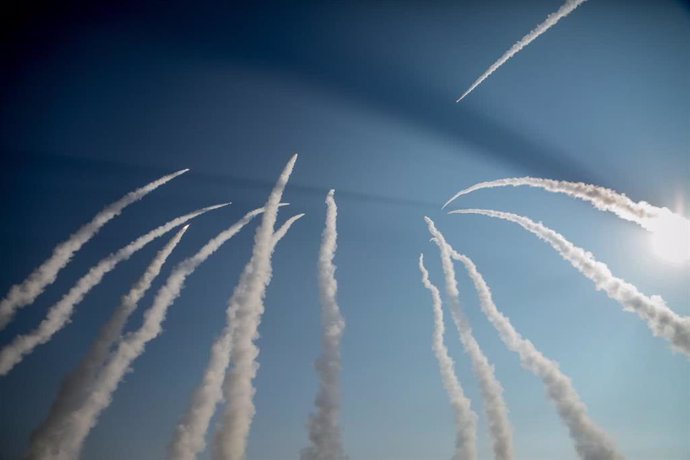 Les 27 abordent ce mardi l'attaque iranienne contre Israël avec la menace de sanctions dans l'air