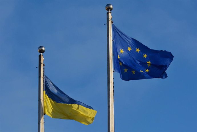 Les ministres des Affaires étrangères et de la Défense de l'UE se réunissent lundi pour un débat approfondi sur l'envoi de batteries Patriot en Ukraine