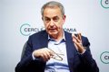 Zapatero exhorte l'UE « à ne pas sous-louer sa politique étrangère à celle des États-Unis ».