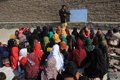 La femme espagnole blessée lors de l'attaque en Afghanistan évolue mais reste grave, selon Albares