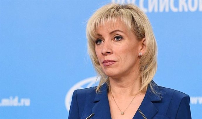 Moscou menace de mesures de représailles contre les journalistes en Russie si l'UE impose des sanctions contre les médias russes