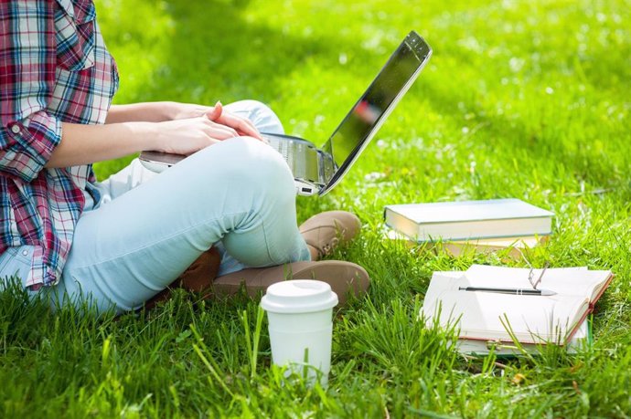 L’éducation réclame une aide à la mobilité Erasmus+ pour les étudiants de l’ESDIR