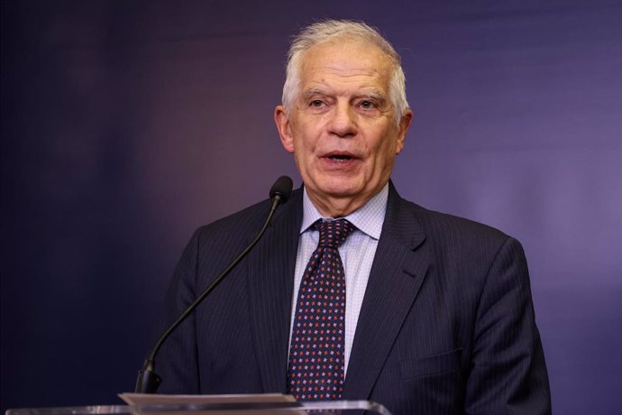 Borrell prévient qu'une paix imminente signifierait « la reddition de l'Ukraine » et préconise un soutien continu
