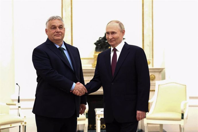 Les pays de l’UE mettent en garde Orbán contre la perte de confiance et le réprimandent pour avoir porté atteinte à l’unité contre Poutine