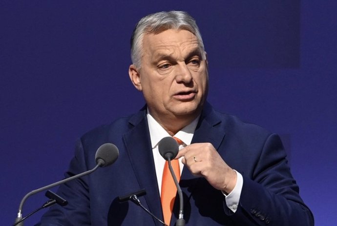 Orbán lance le « deuxième phase » de la « opération pour prendre Bruxelles » sous Trump