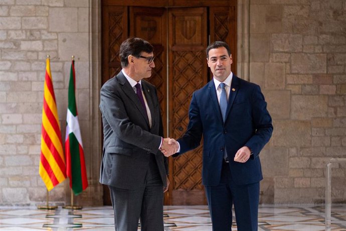 Pradales et Illa acceptent de se renforcer « présence et rôle » d'Euskadi et de Catalogne dans l'UE