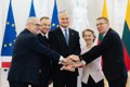 L'UE célèbre une « journée historique » avec l'incorporation des pays baltes dans le réseau européen de l'électricité