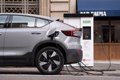Bruxelles exhorte les gouvernements à offrir des avantages fiscaux aux flottes d'entreprises de voitures électriques