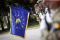 La mission de l'UE en Bosnie augmentera ses troupes pour des raisons de sécurité en crise de l'État complète