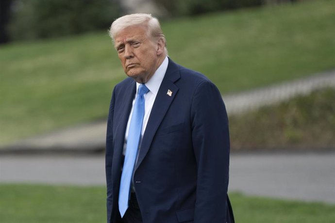Donald Trump punit l'Union européenne avec des tarifs de 20% et 34% en Chine