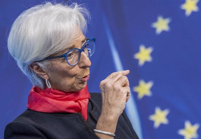 Lagarde (BCE), prêt à utiliser « tous les instruments » à portée de main pour atteindre la stabilité des prix