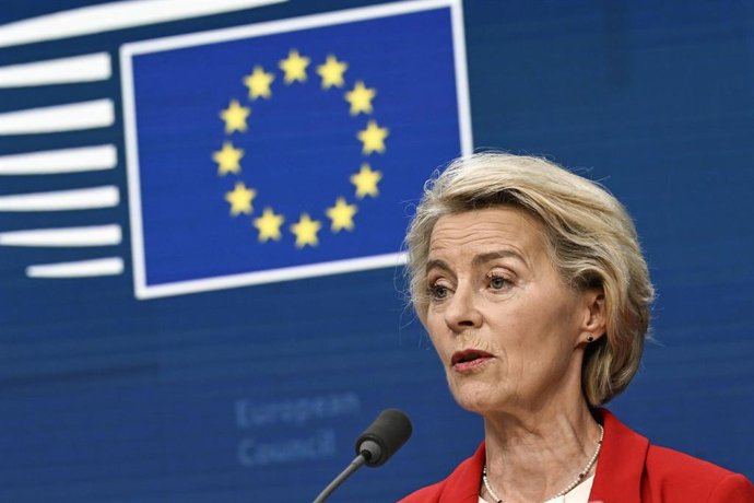 L'UE tiendra les représailles aux tarifs de Trump à négocier jusqu'au 1er août