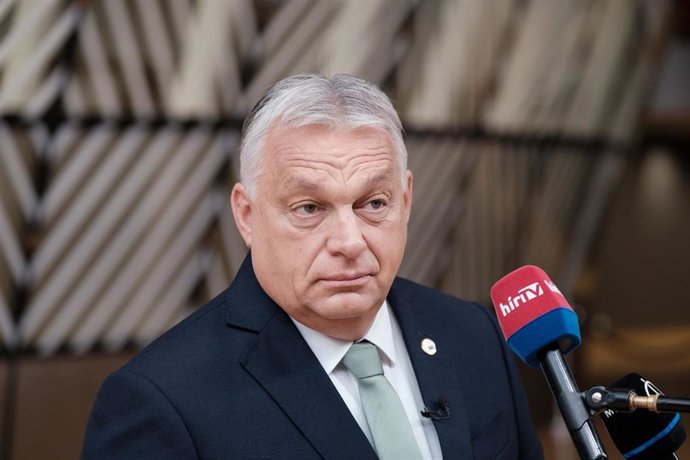 Bruxelles avertit la Hongrie que le manque d'unité dans l'UE pour les négociations ukrainiens ne fait que la Russie
