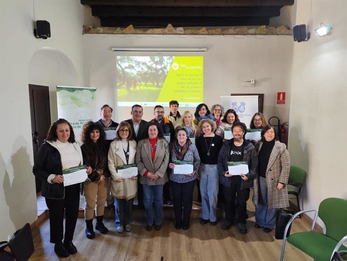 Au total, neuf entreprises de la Sierra de Huelva reçoivent leur accréditation dans le cadre du club « Soy Ecoturista »