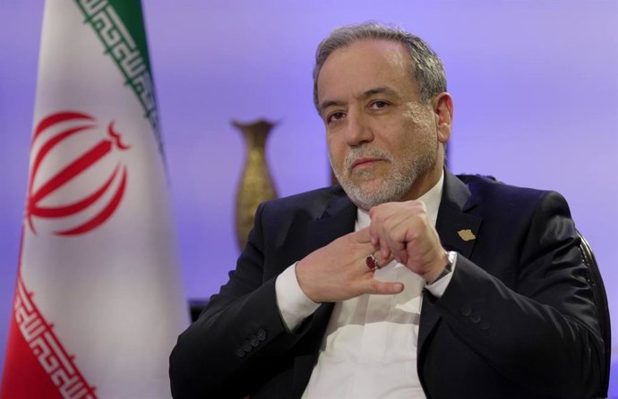Araqchi déshonore l'UE pour son changement de ton avec les États-Unis à propos du Groenland après sa « complicité » avec Trump contre l'Iran