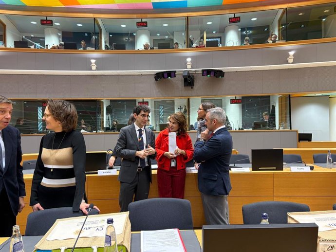 La Communauté valencienne exige des clauses de sauvegarde agiles et efficaces à Bruxelles pour protéger les campagnes