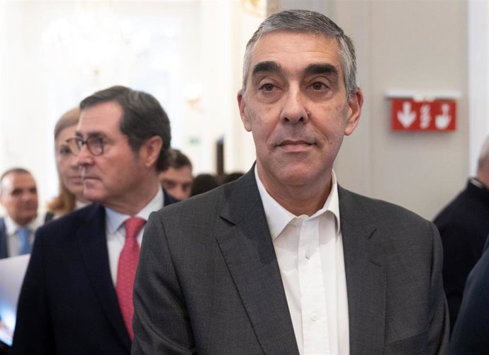 Siemens appelle à « plus de dialogue entre le gouvernement et les entreprises » et à ce que l'Europe agisse en bloc