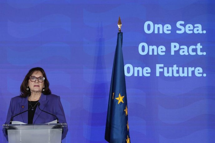 La Commission européenne justifie la participation à la réunion de paix de Trump comme une invitation à Von der Leyen et non à l'UE