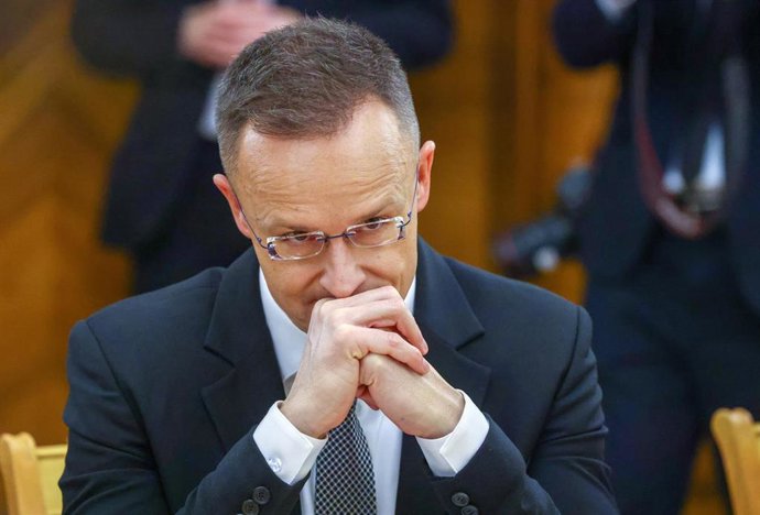 La Hongrie bloque le prêt de 90 milliards d'euros à l'Ukraine jusqu'à ce qu'elle autorise l'expédition de pétrole russe