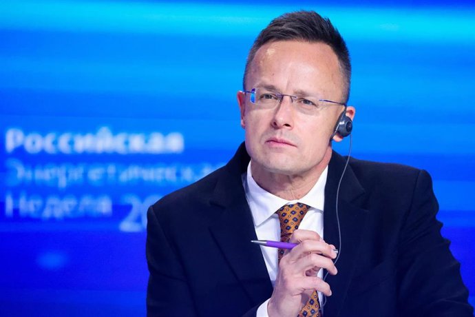 La Hongrie intente une action en justice devant la CJUE pour annuler l'interdiction européenne d'importer du gaz russe