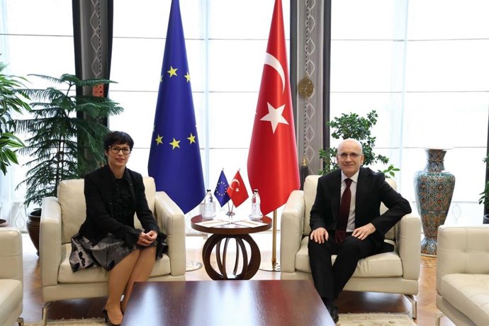 La Turquie et l'UE s'orientent vers la modernisation de l'union douanière afin qu'elle « atteigne son plein potentiel »