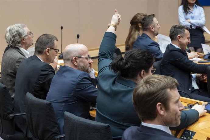 Le Parlement européen appelle à criminaliser le viol fondé sur le consentement dans toute l’UE